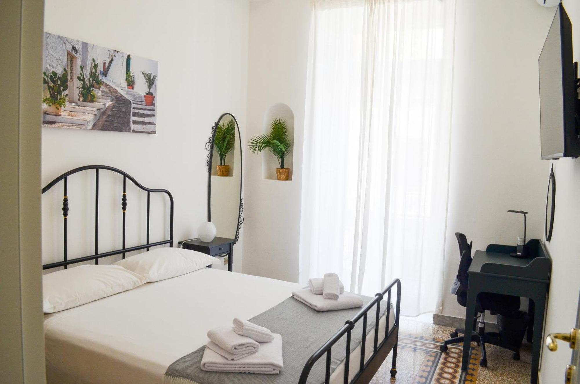 Bari Centro Harmony House Hotel ภายนอก รูปภาพ