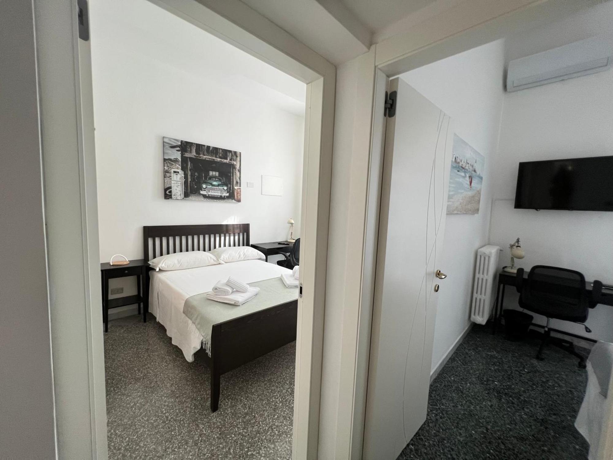 Bari Centro Harmony House Hotel ภายนอก รูปภาพ