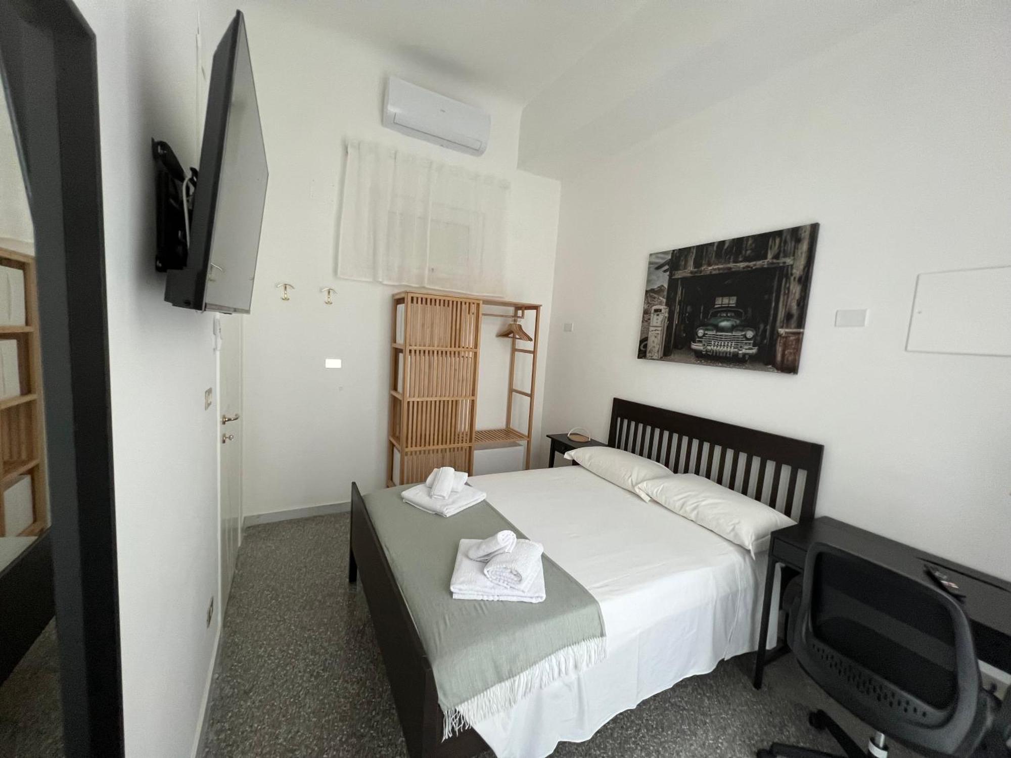 Bari Centro Harmony House Hotel ภายนอก รูปภาพ